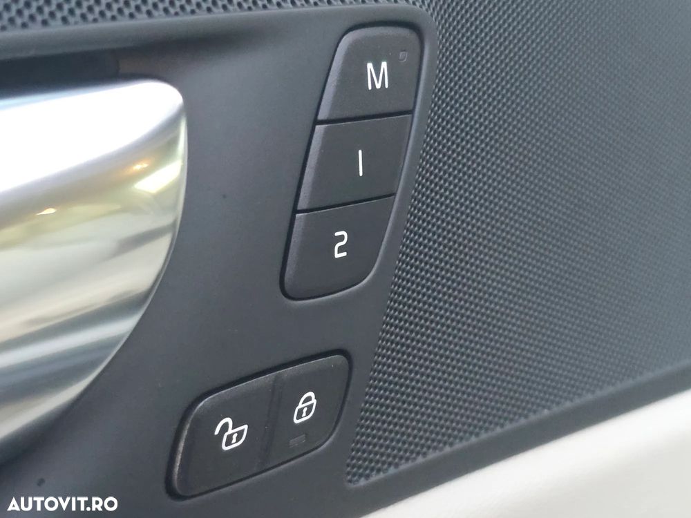 Volvo XC 60 Recharge T8 Twin Engine eAWD Inscription - 10