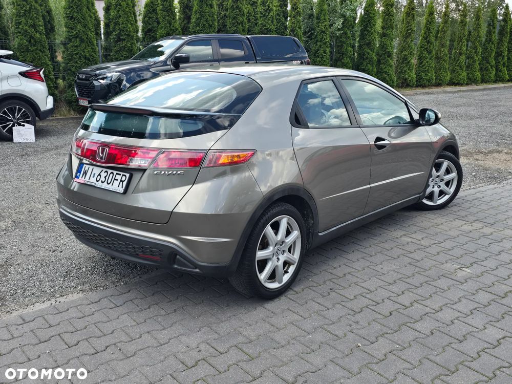Honda Civic 1.4i-DSi - 3