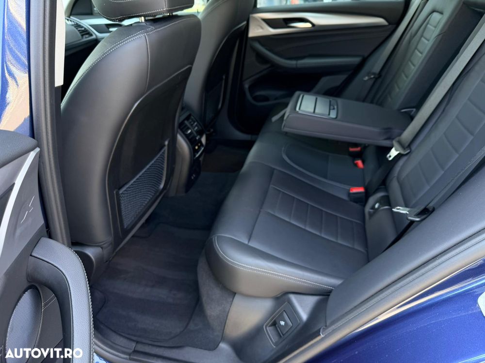 BMW X4 xDrive20i AT - 16