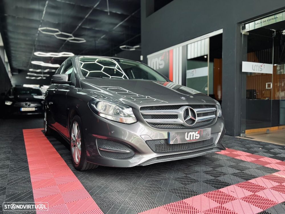 Mercedes-Benz B 180 d Style - 6