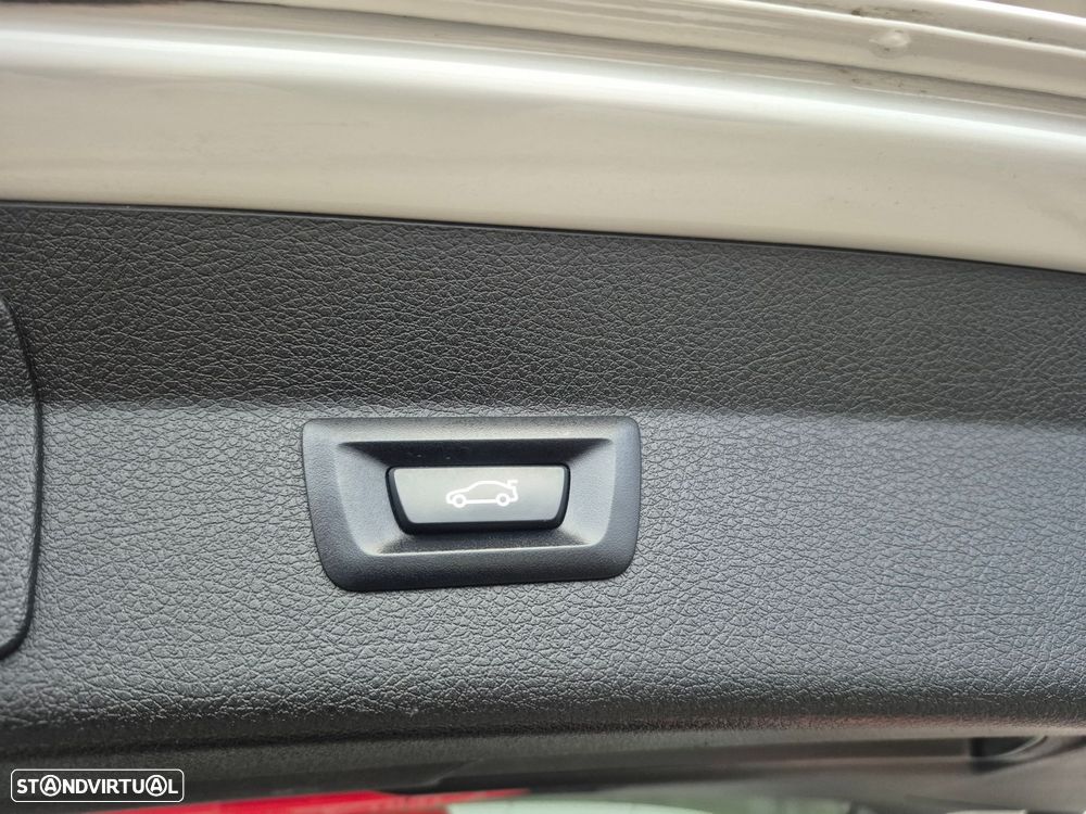 BMW 216 Gran Tourer i 7L Line Luxury - 30