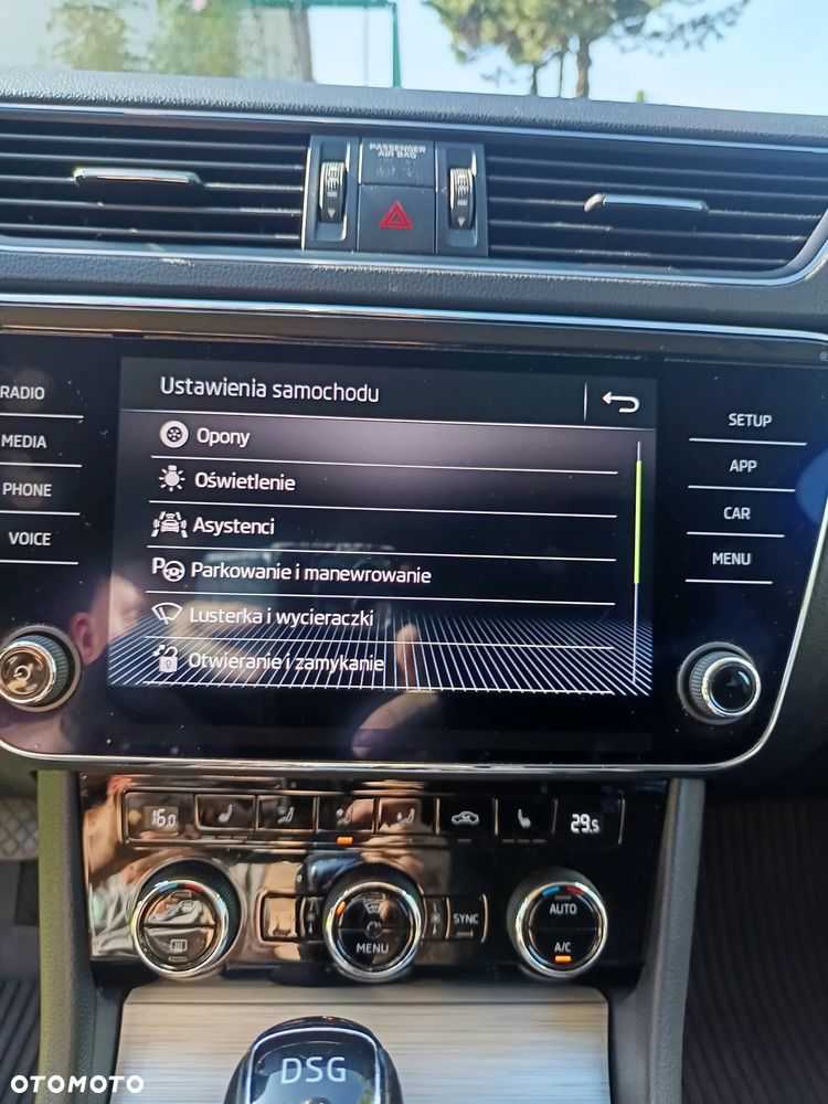 Skoda Superb 2.0 TSI Ambition DSG - 26