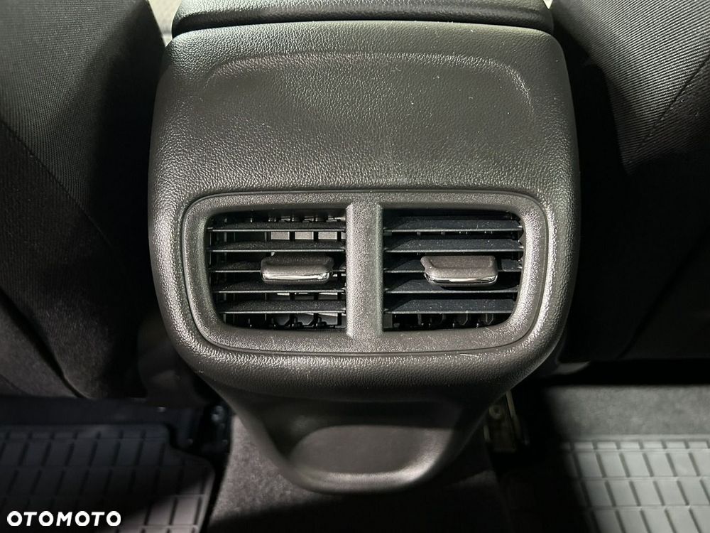 Opel Insignia - 24