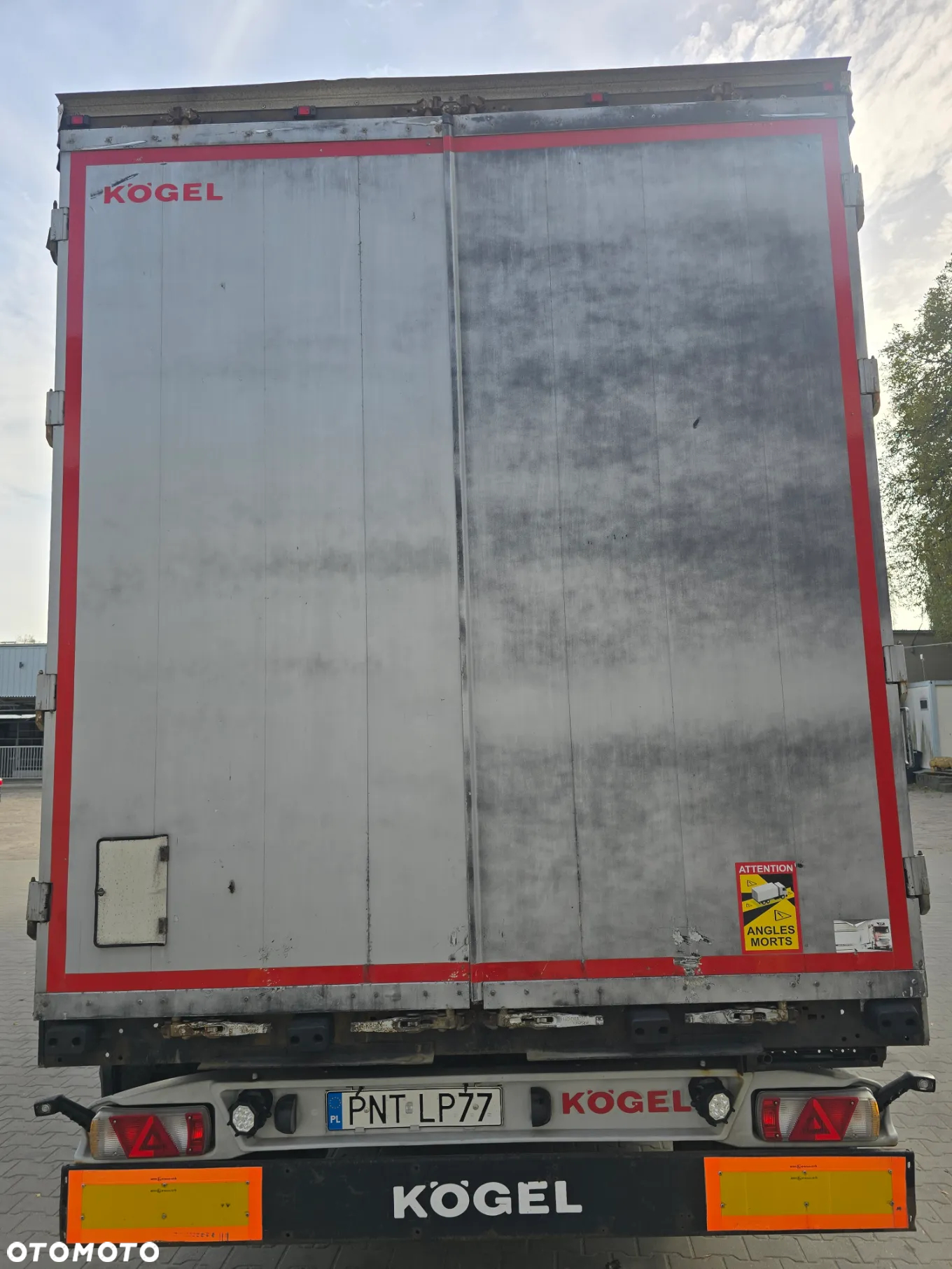 Kögel SN24 - 7