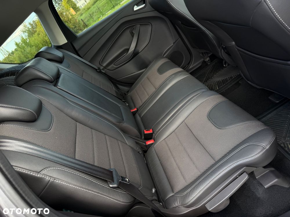 Ford Kuga 2.0 TDCi 4x4 Titanium - 21