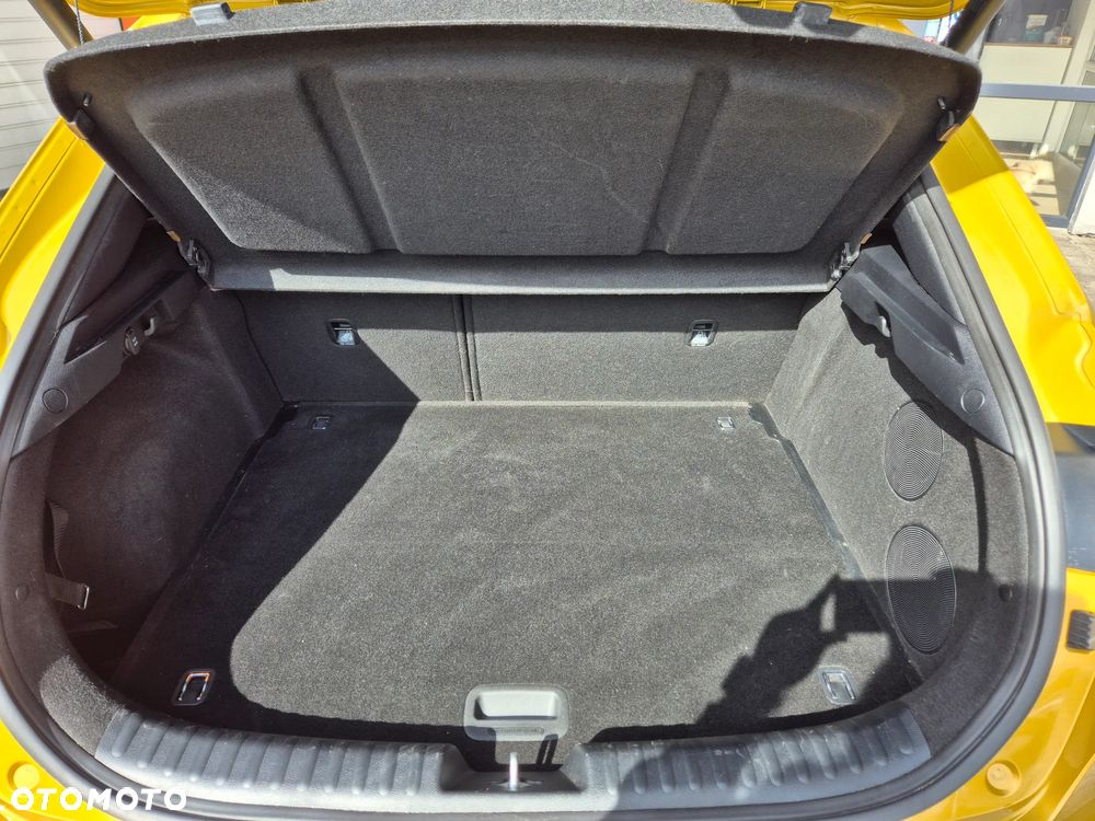 Kia XCeed - 15