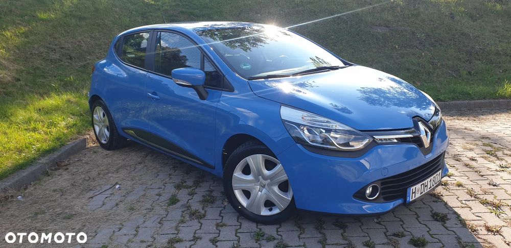 Renault Clio 1.2 16V Limited Plus - 9