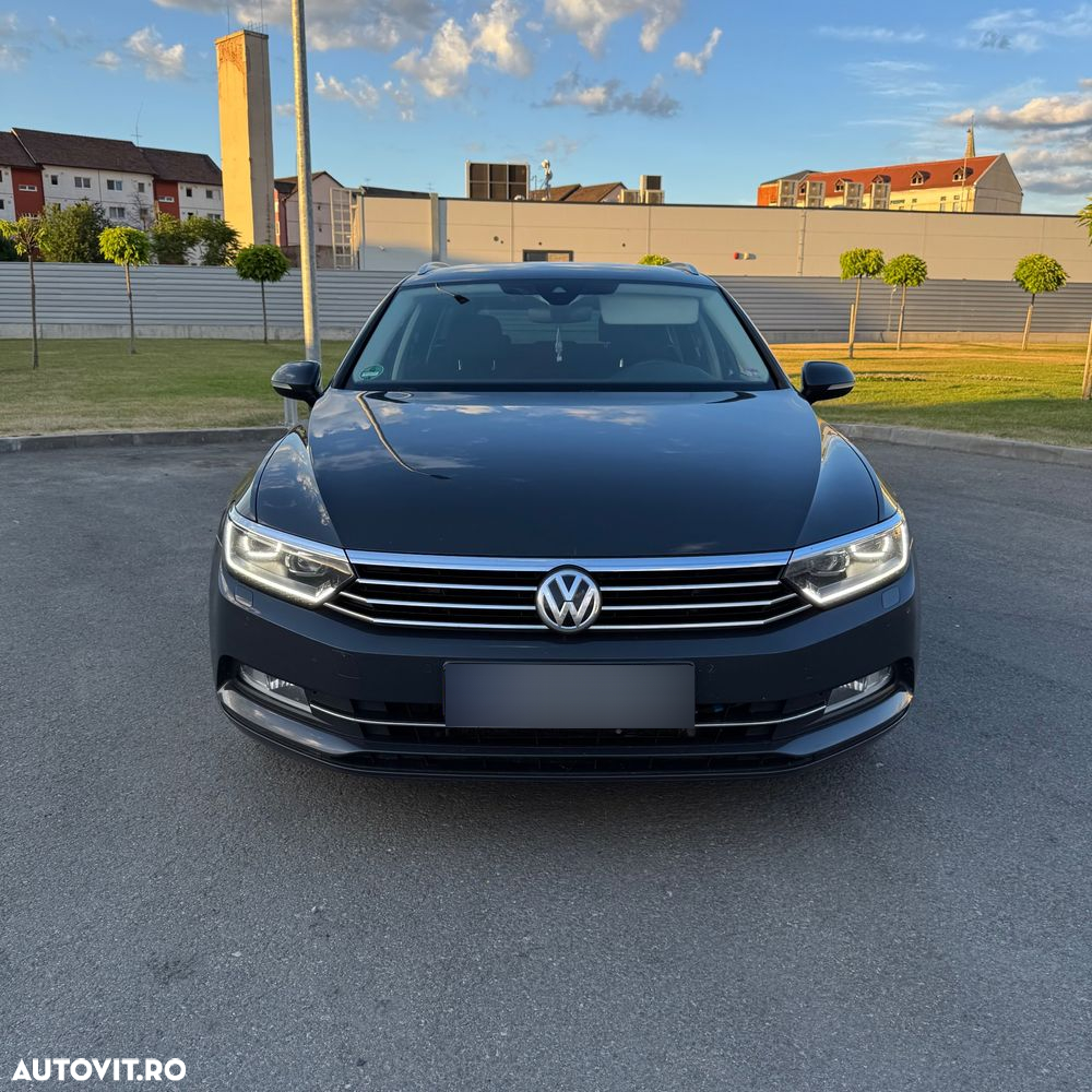 Volkswagen Passat Variant 2.0 TDI DSG Highline - 10