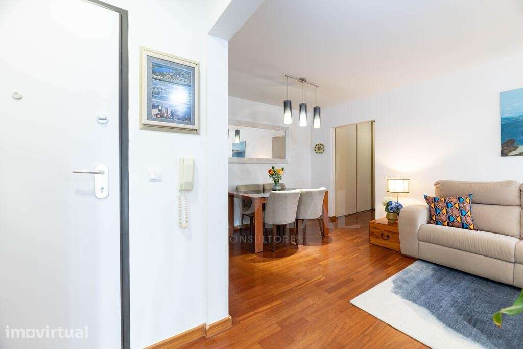 Apt.T3 (remodelado) último piso em oportunidade! - Grande imagem: 4/26