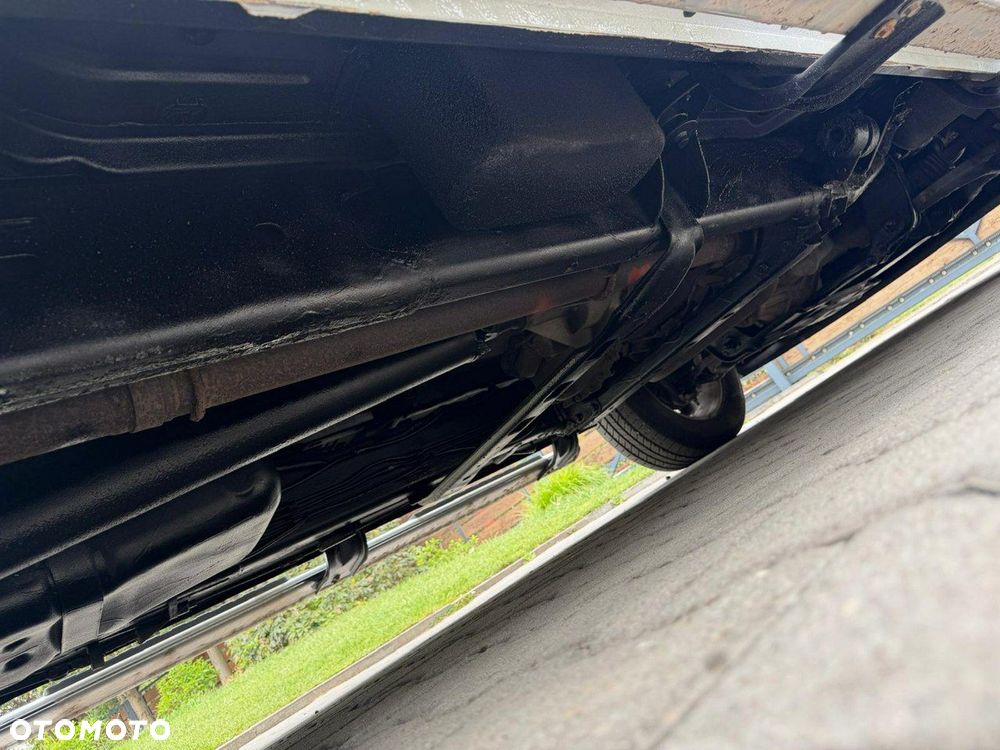 Dodge RAM 5.7 4x4 - 29