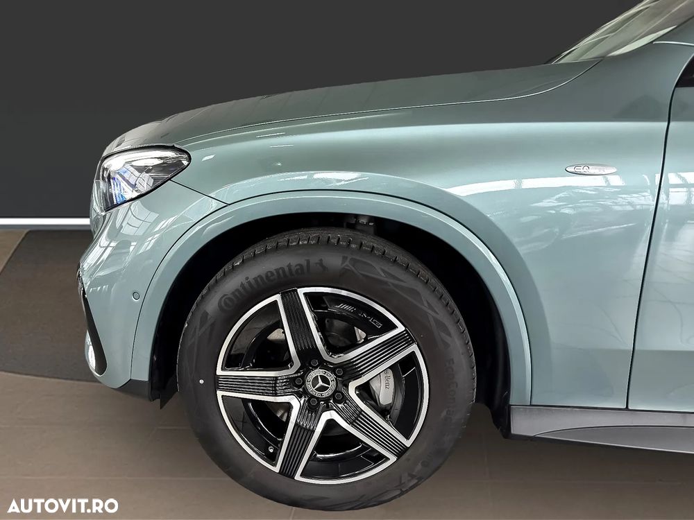 Mercedes-Benz GLC 300 e 4Matic 9G-TRONIC AMG Line Advanced - 3