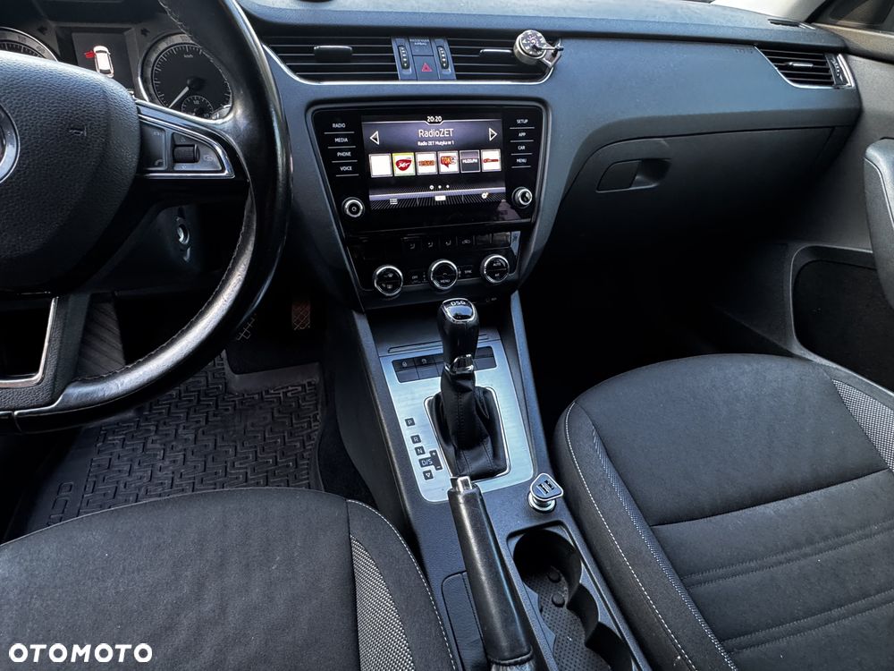 Skoda Octavia 2.0 TDI Ambition DSG - 17