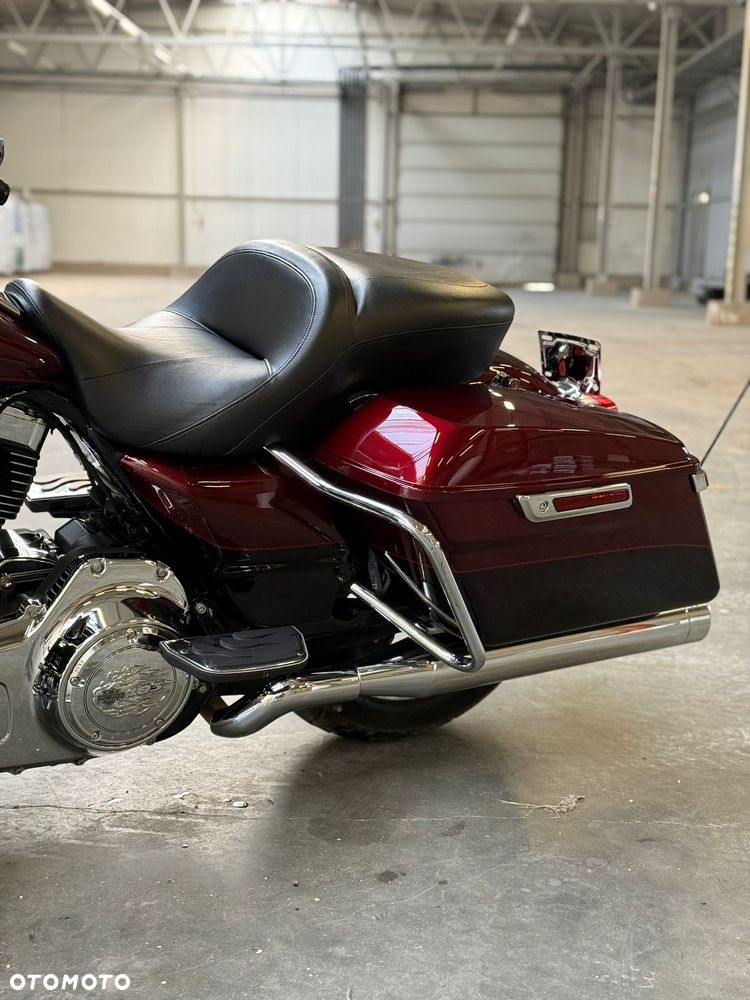 Harley-Davidson FLHTCU Ultra - 4