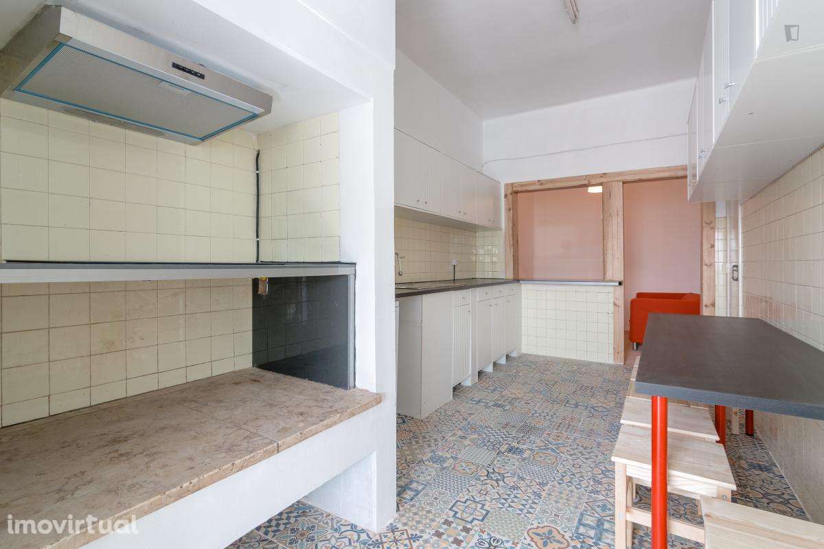 Quarto - localizado em Arroios Lisbon - Grande imagem: 3/12