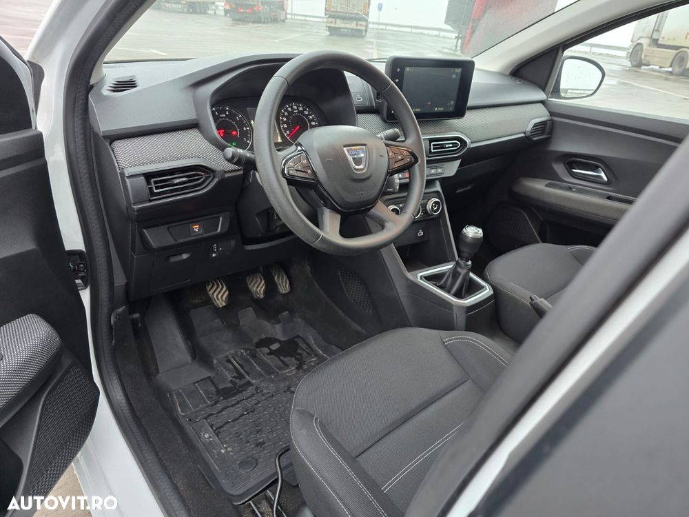 Dacia Logan TCe 90 MT6 Prestige - 16