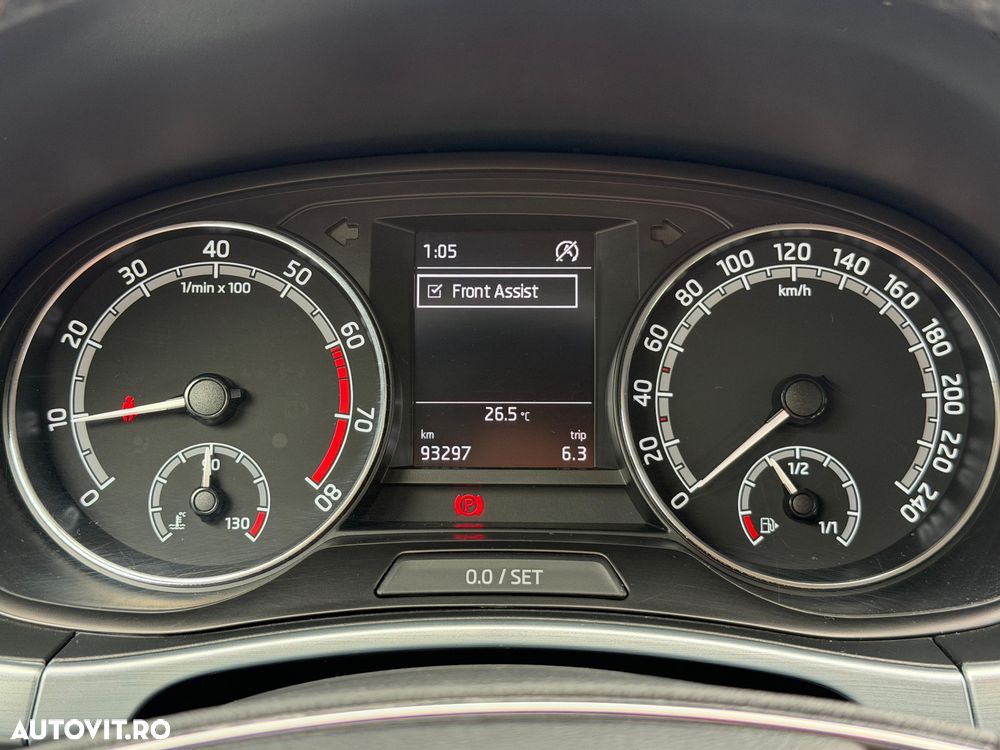 Skoda Fabia 1.0 TSI Active - 33