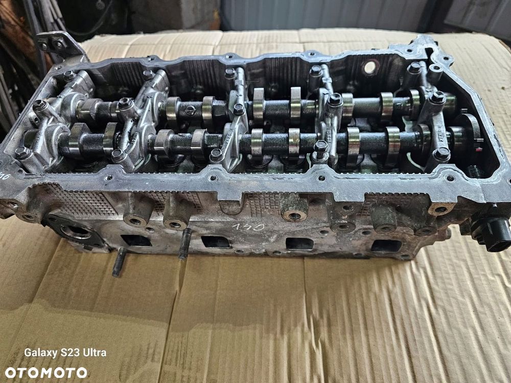 Głowica kompletna 2,5 140 koni euro5 Maxity Cabstar 07-23r - 4