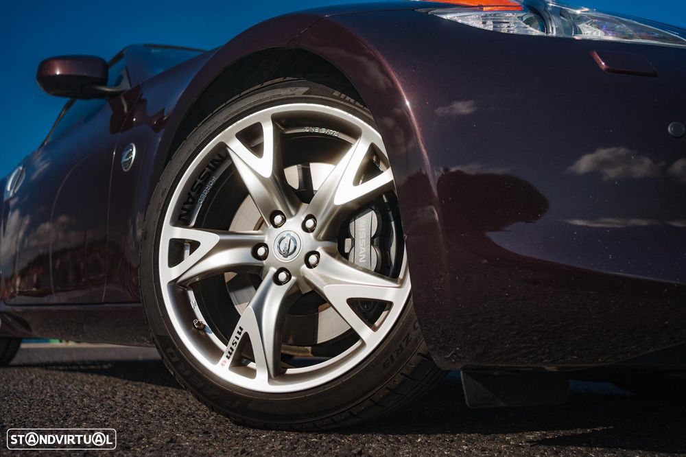 Nissan 370 Z Pack AS CB AT - 16