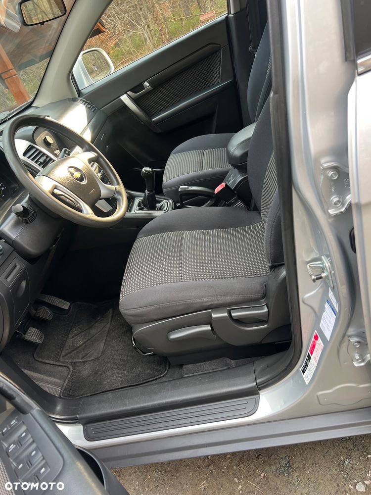 Chevrolet Captiva - 21