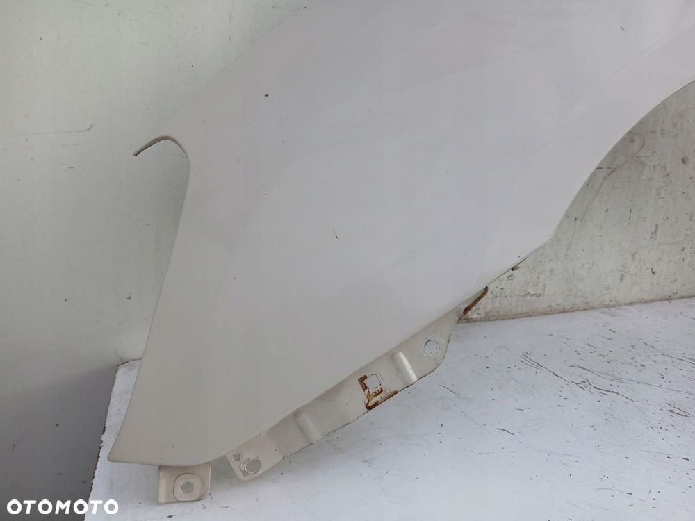 Kia Carens Iii Błotnik Lewy A1 - 3