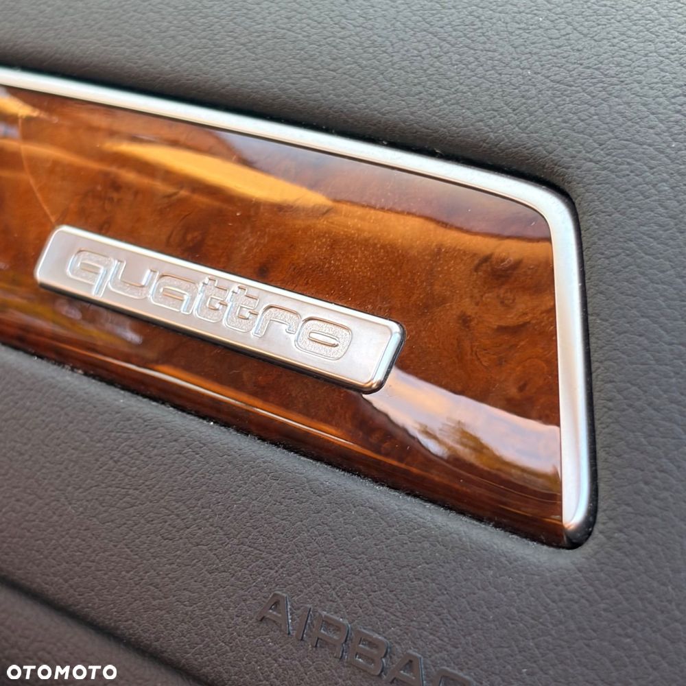 Audi A4 Avant 2.0 TDI DPF quattro Ambition - 15