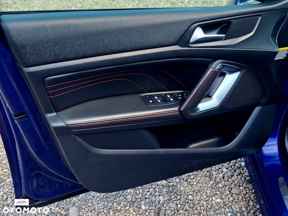 Peugeot 308 - 13