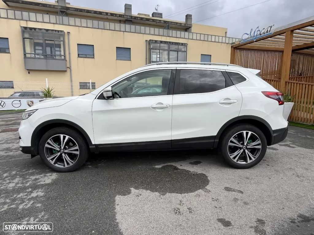 Nissan Qashqai 1.5 dCi N-Connecta 18 - 8