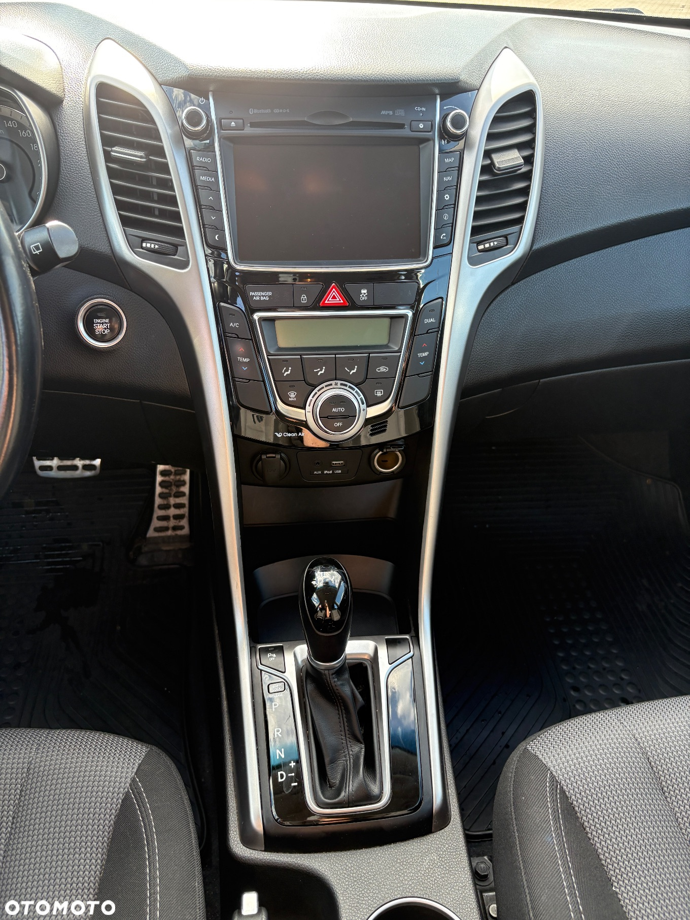 Hyundai i30 1.6 CRDi BlueDrive Premium DCT - 10