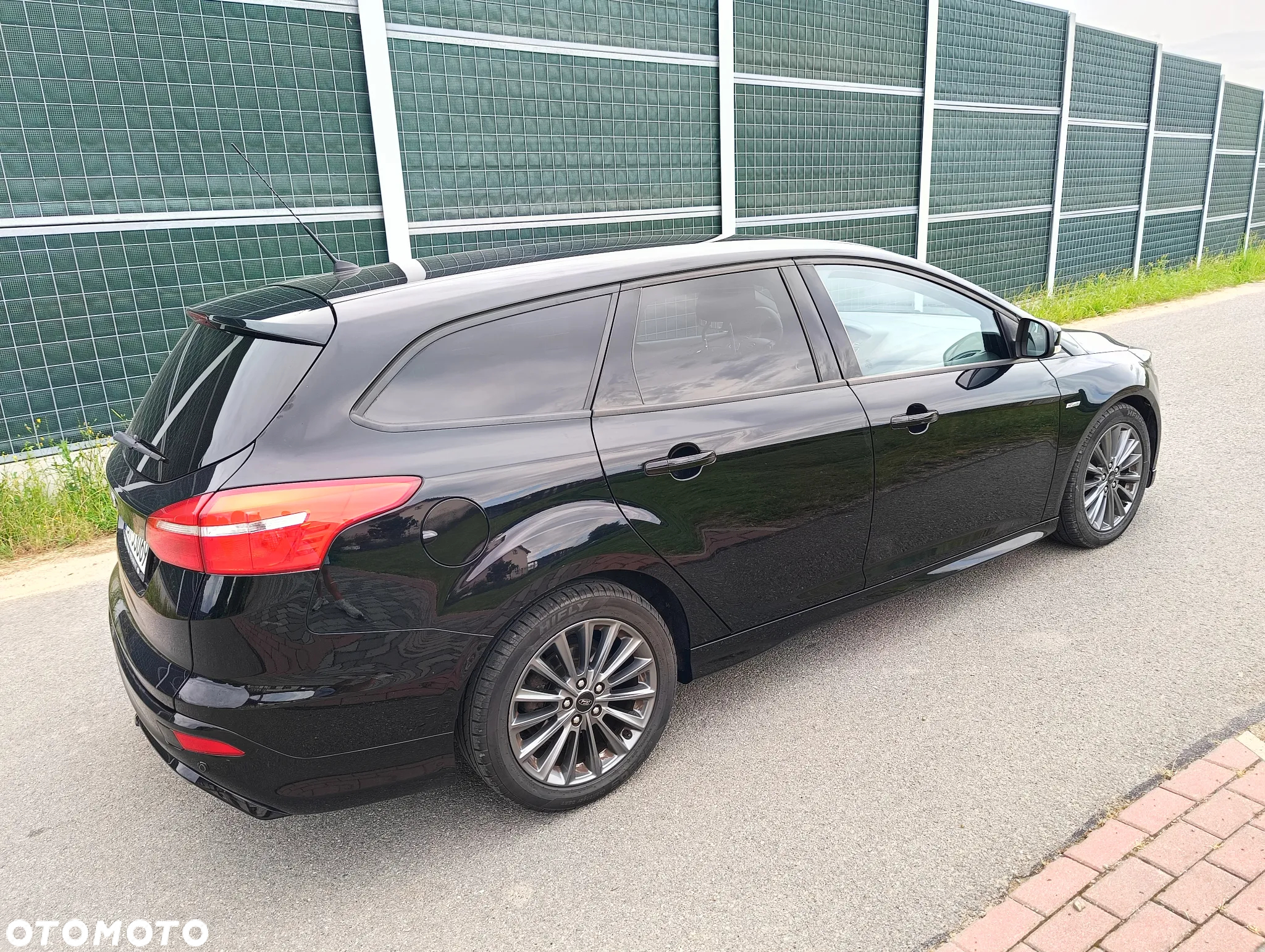 Ford Focus 2.0 TDCi ST-Line Black ASS - 17