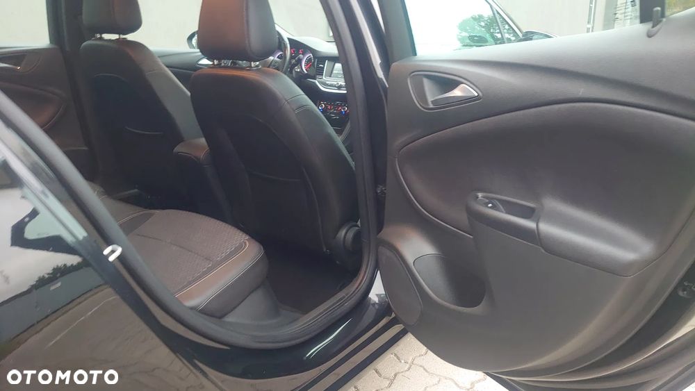 Opel Astra 1.4 Turbo Start/Stop Business - 18