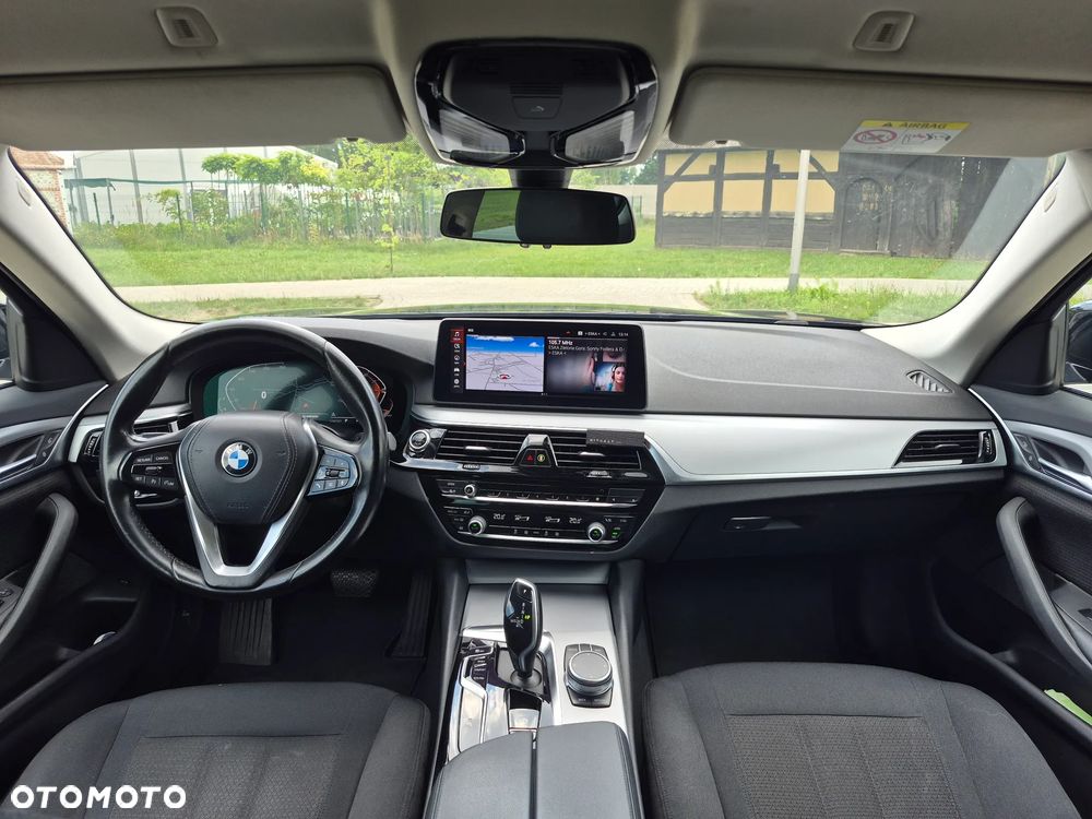 BMW Seria 5 520d xDrive MHEV Business Edition - 13