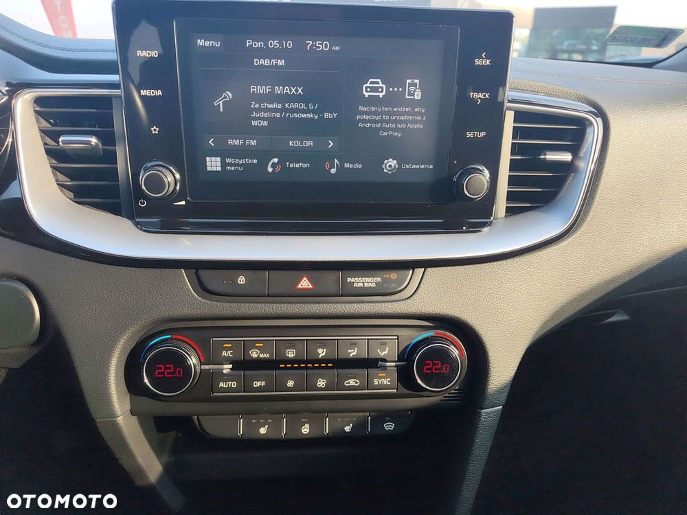 Kia Ceed - 26