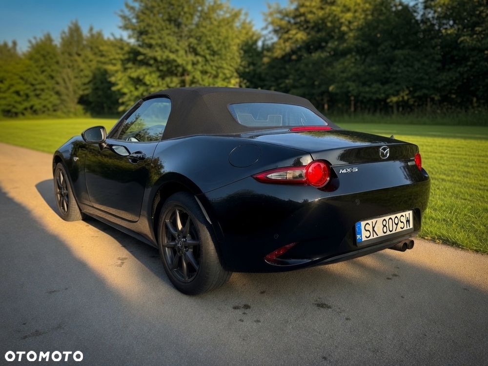 Mazda MX-5 SKYACTIV-G 131 Sports-Line - 4