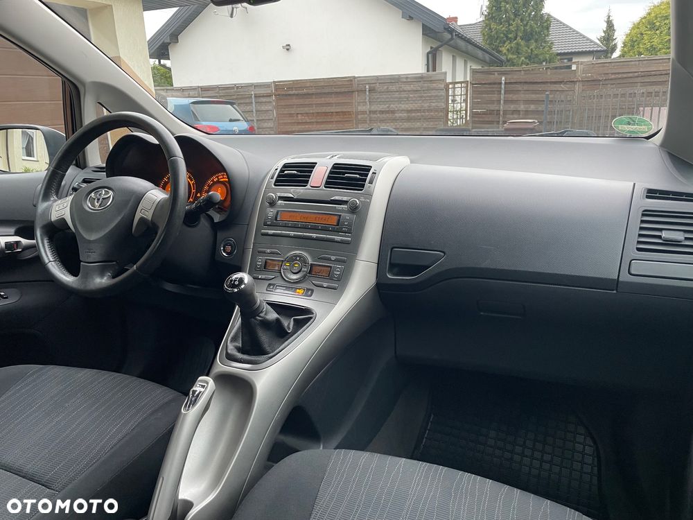 Toyota Auris 1.6 VVT-i Prestige - 28