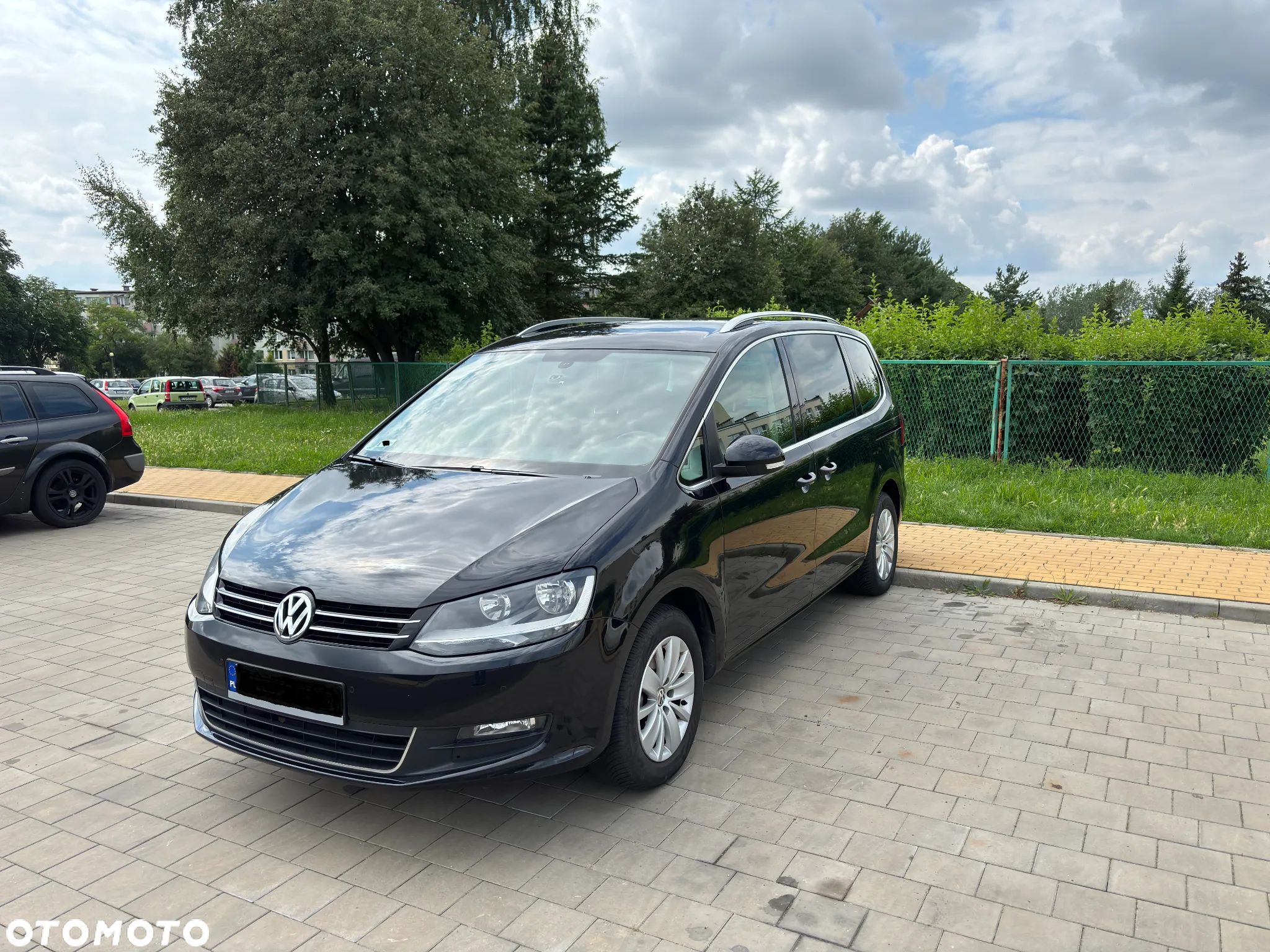 Volkswagen Sharan - 1