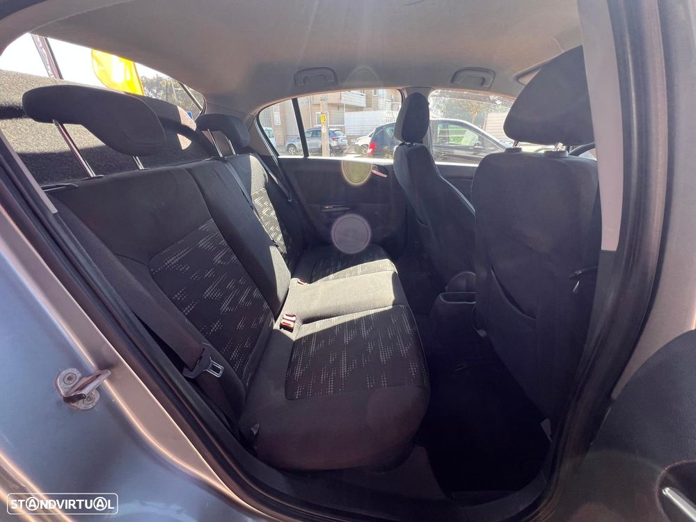 Opel Corsa 1.2 Cosmo - 6