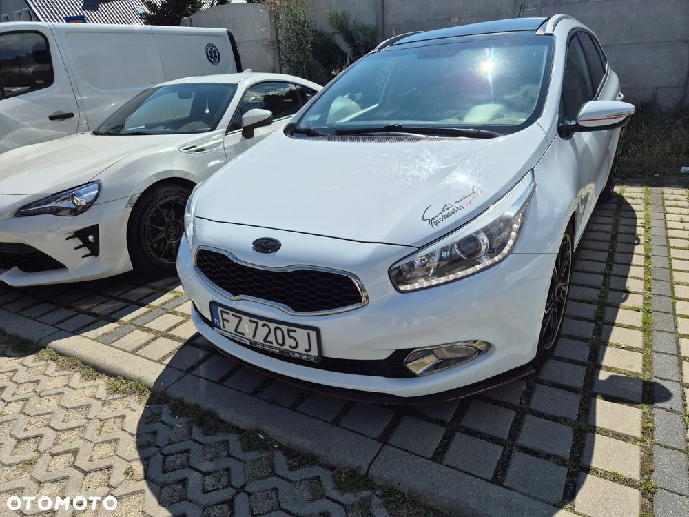 Kia Ceed Cee'd 1.6 CRDi M - 23