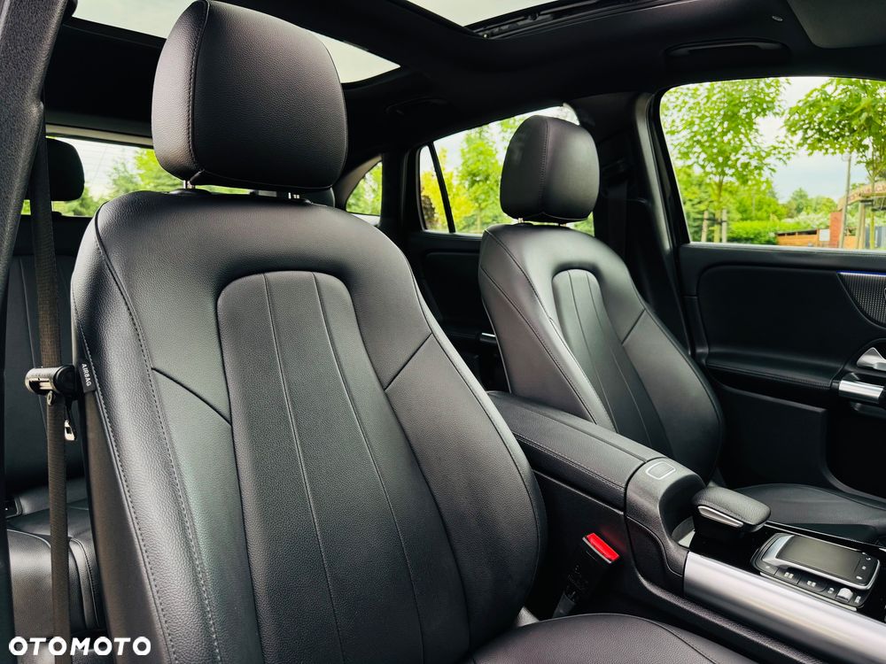 Mercedes-Benz GLA 200 d 8G-DCT Progressive - 36