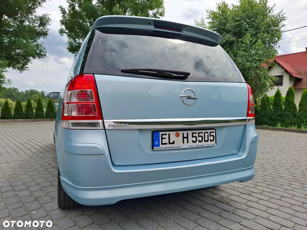 Opel Zafira 1.8 Sport - 18