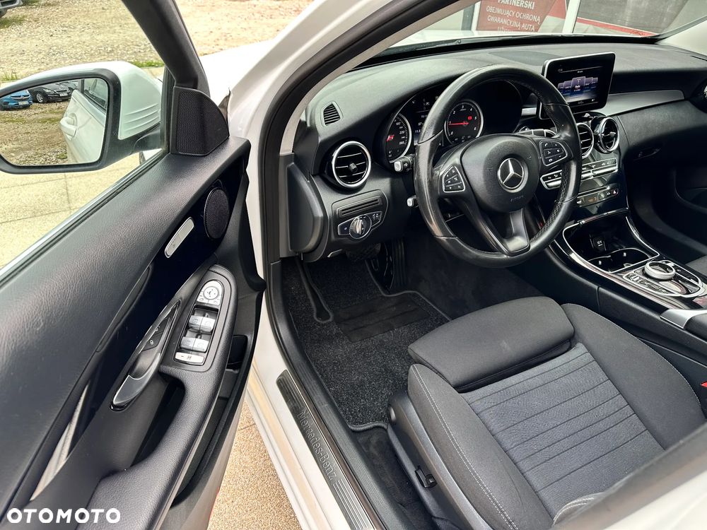Mercedes-Benz Klasa C 180 (BlueTEC) d T 7G-TRONIC Avantgarde - 23