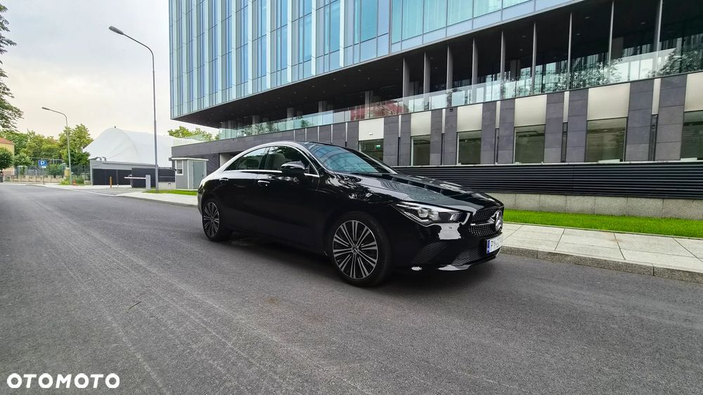 Mercedes-Benz CLA 250 4-Matic 7G-DCT - 17