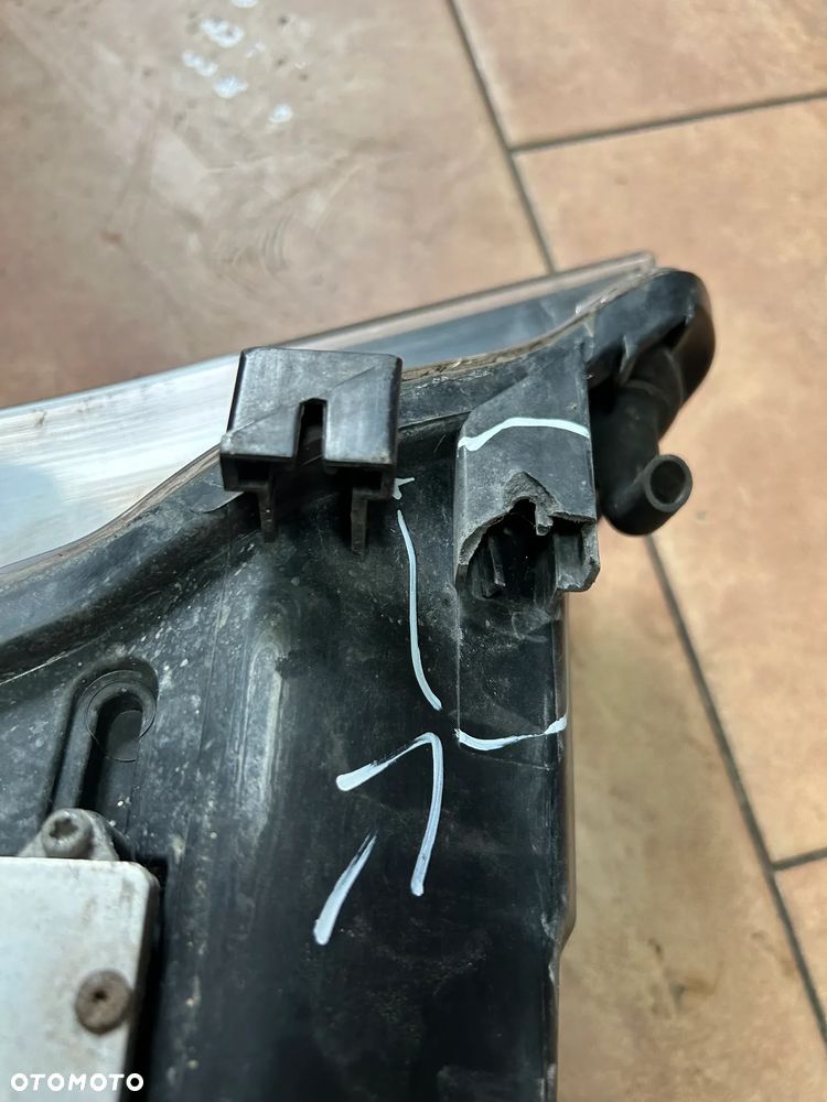 LAMPA BMW E60 E61 PRAWY PRZÓD KOMPLETNA XENON SKRĘTNY EUROPA PRZED LIFT USZKODZONA - 6