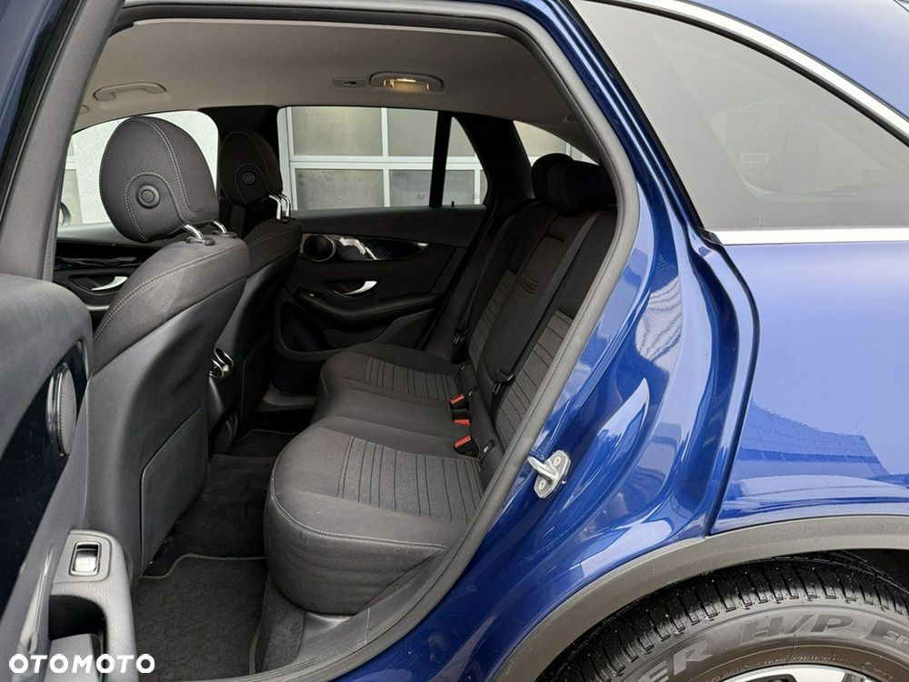 Mercedes-Benz GLC - 7