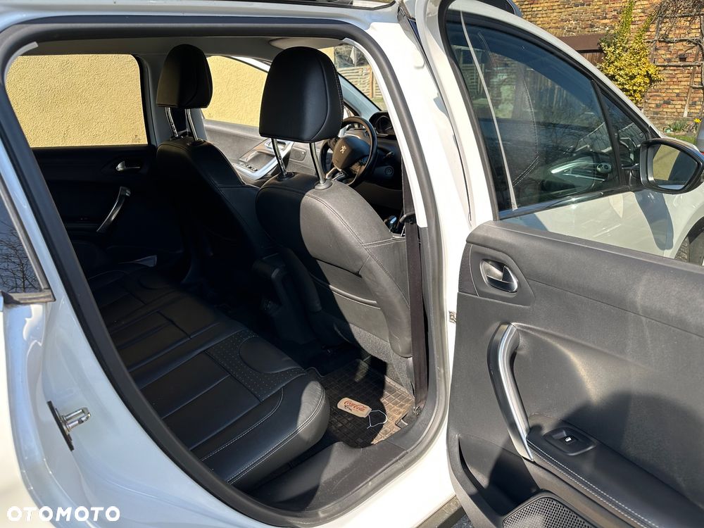 Peugeot 2008 120 VTI Allure - 17