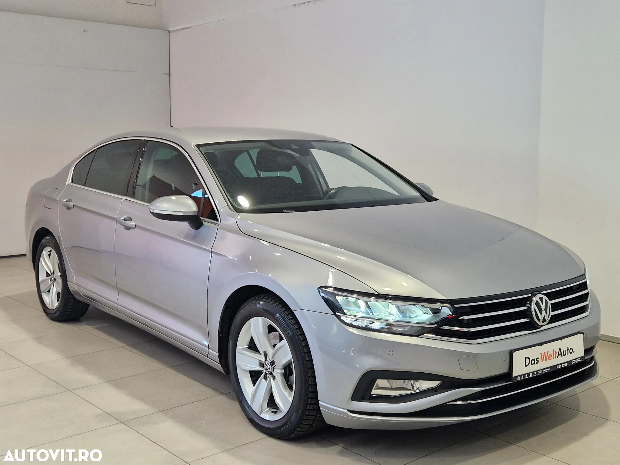 Volkswagen Passat 2.0 TDI DSG Comfortline - 5