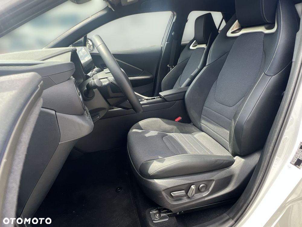 Toyota C-HR - 9