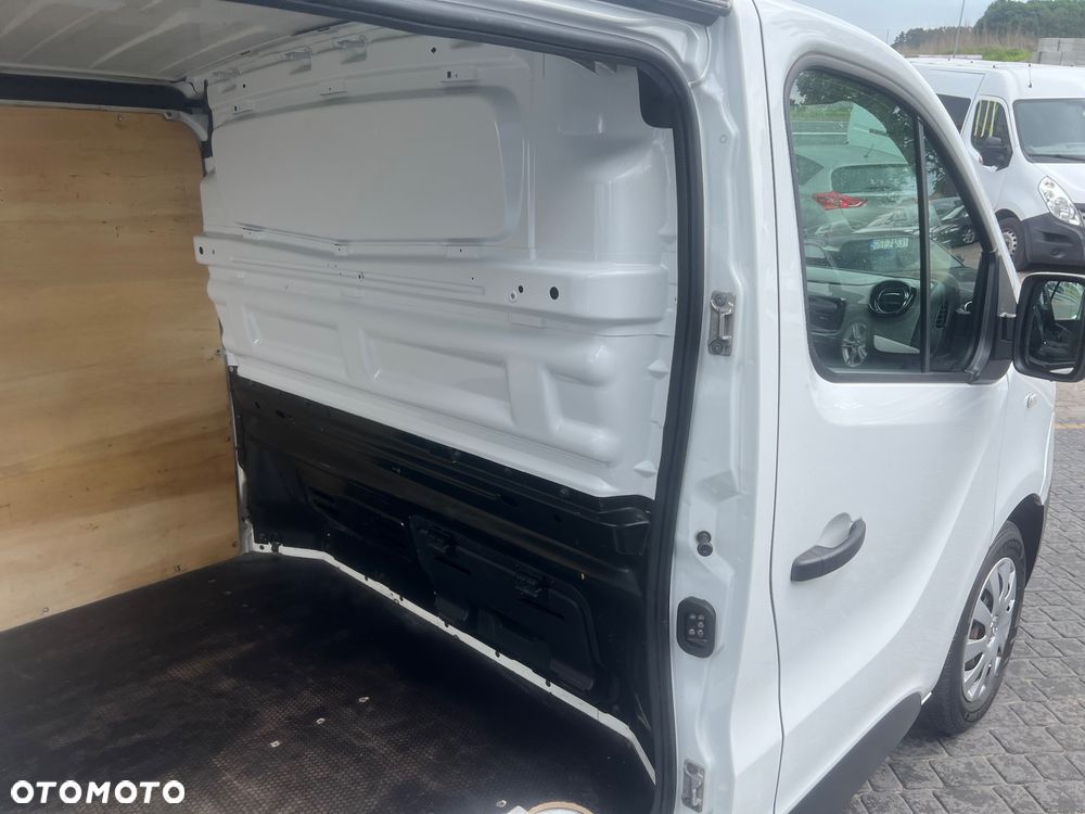 Renault Trafic - 19