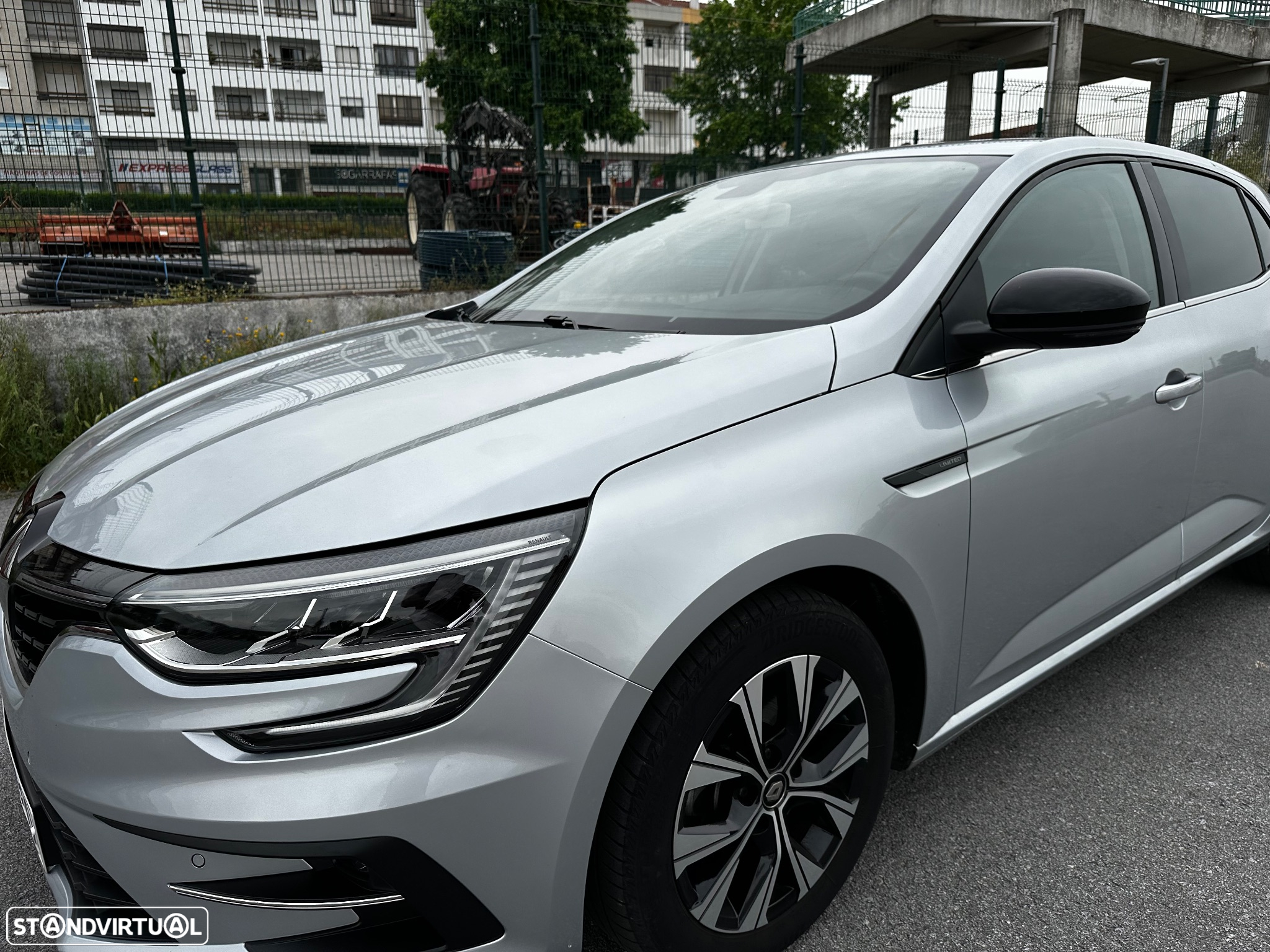 Renault Mégane 1.3 TCe Limited - 15