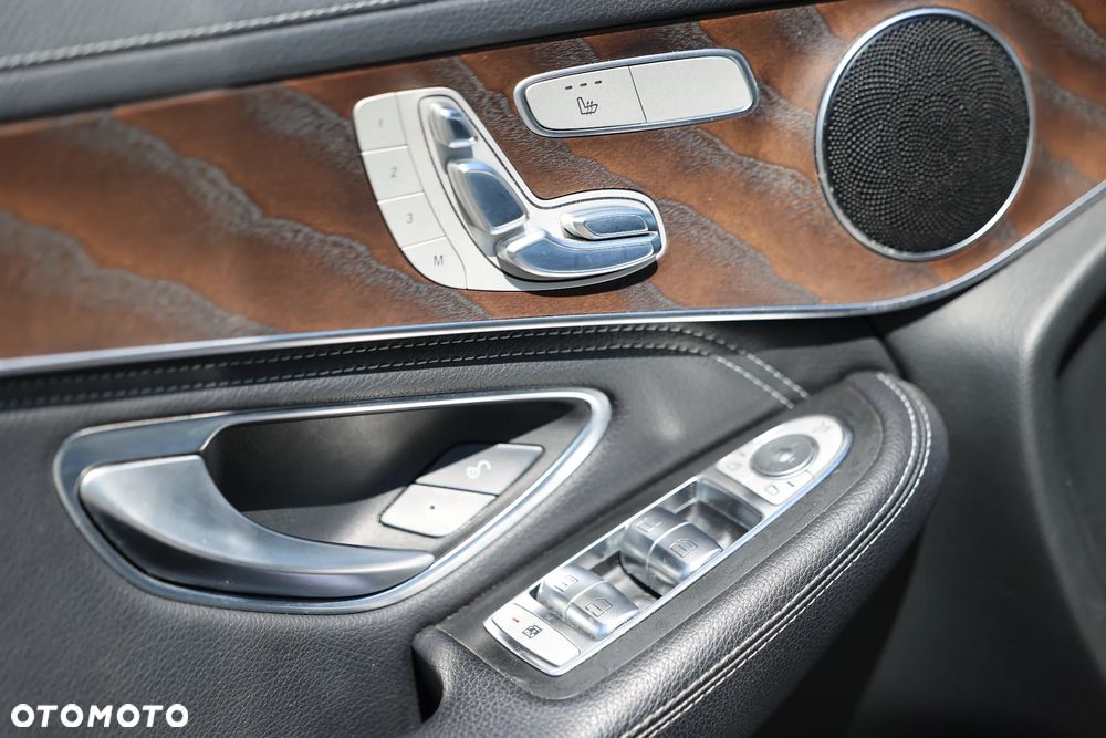 Mercedes-Benz GLC - 18