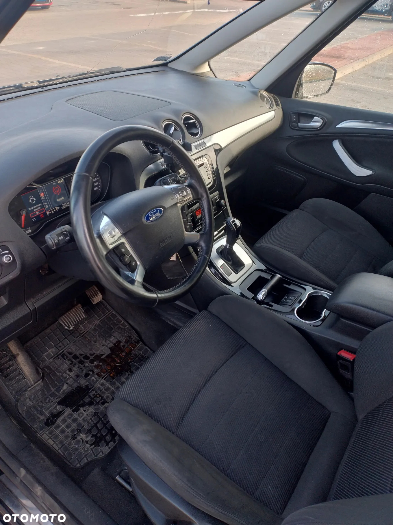 Ford Galaxy - 7